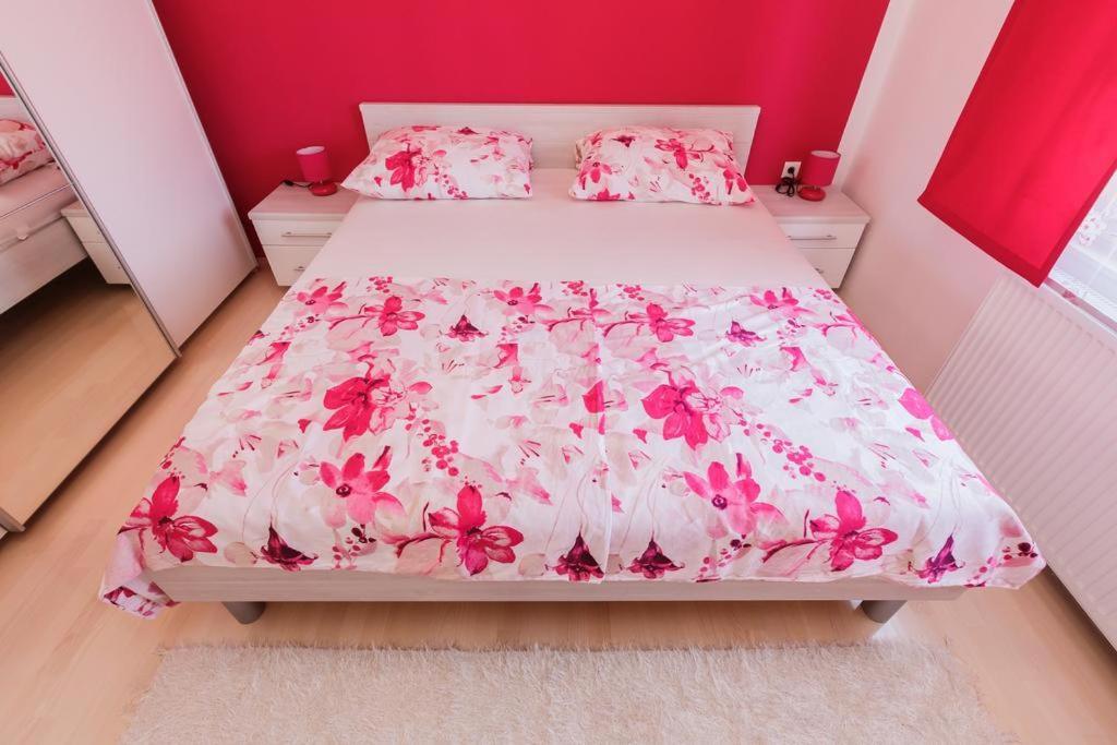 Kaštela Apartman A&B מראה חיצוני תמונה