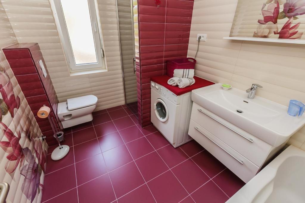 Kaštela Apartman A&B מראה חיצוני תמונה